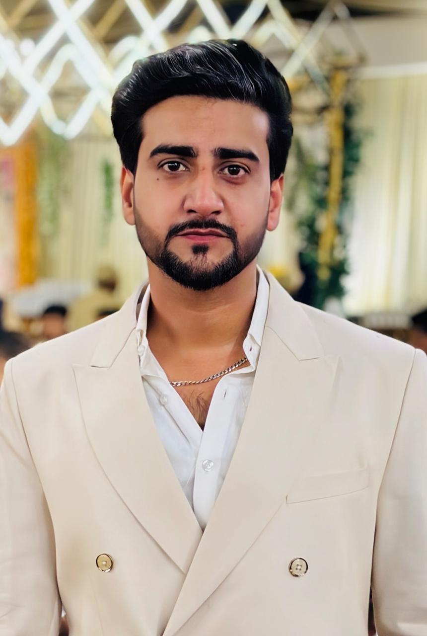 Professional portrait of Mohammad Abu Talib